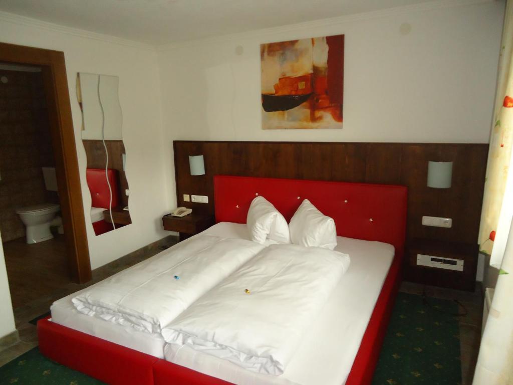 Hotel Dorfgasthof Schloesslstube Stuhlfelden Camera foto