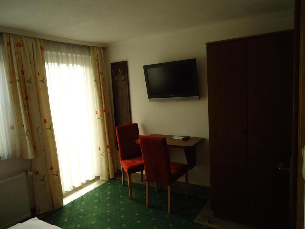 Hotel Dorfgasthof Schloesslstube Stuhlfelden Camera foto