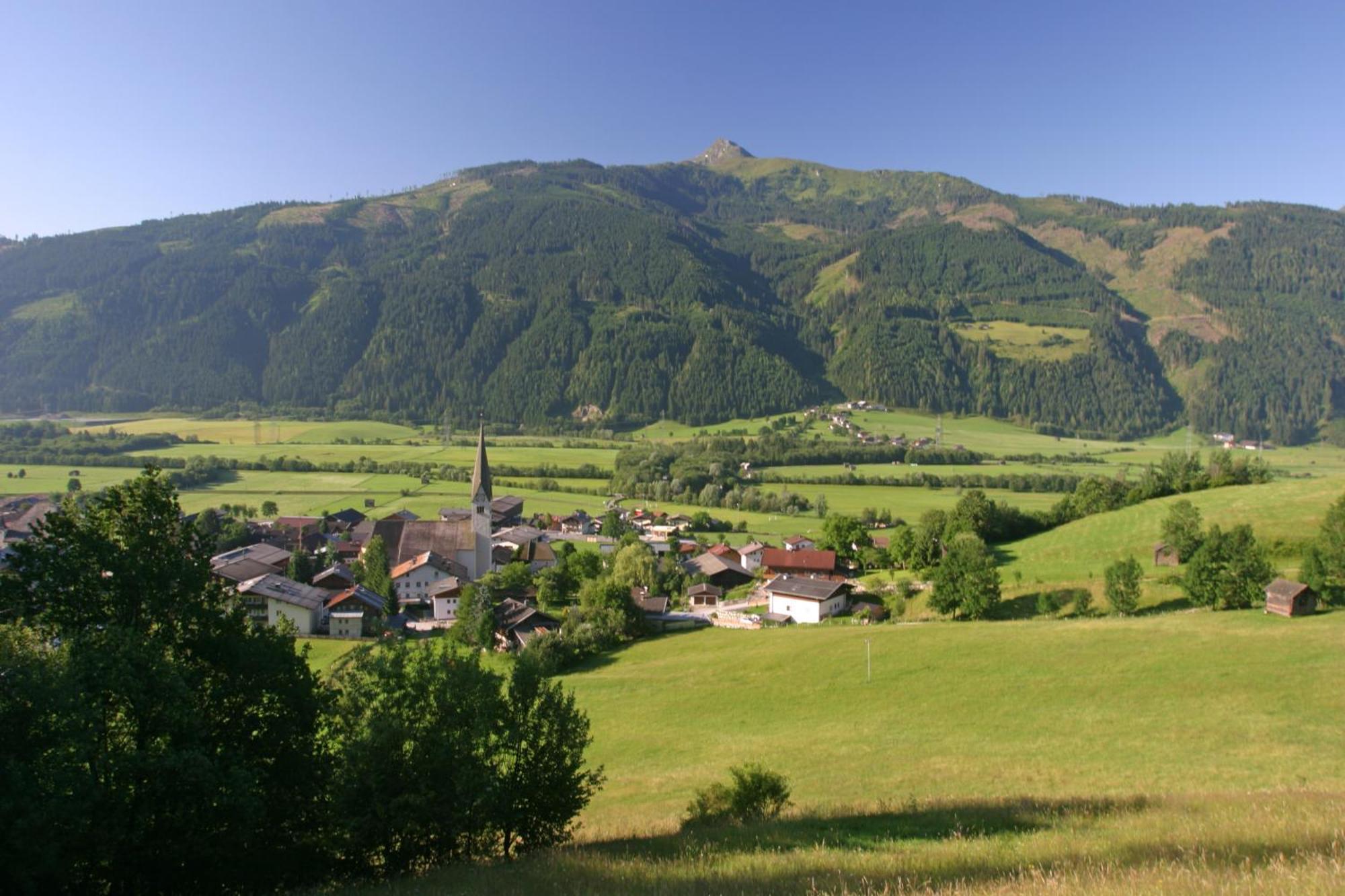 Hotel Dorfgasthof Schloesslstube Stuhlfelden Esterno foto