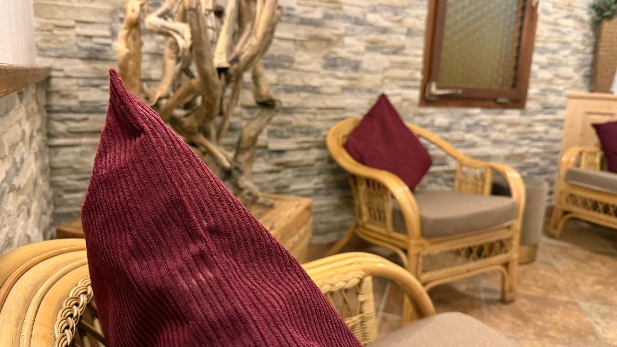 Hotel Dorfgasthof Schloesslstube Stuhlfelden Esterno foto